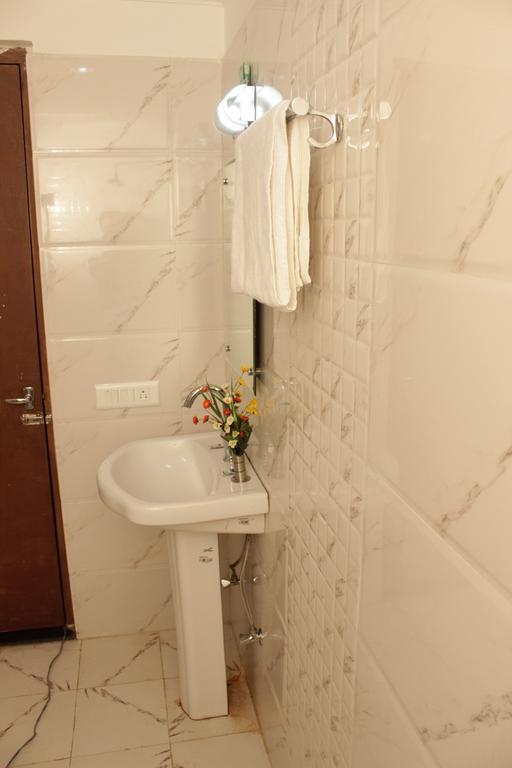 Geetanjali Hotel & Motel Bharatpur Ngoại thất bức ảnh